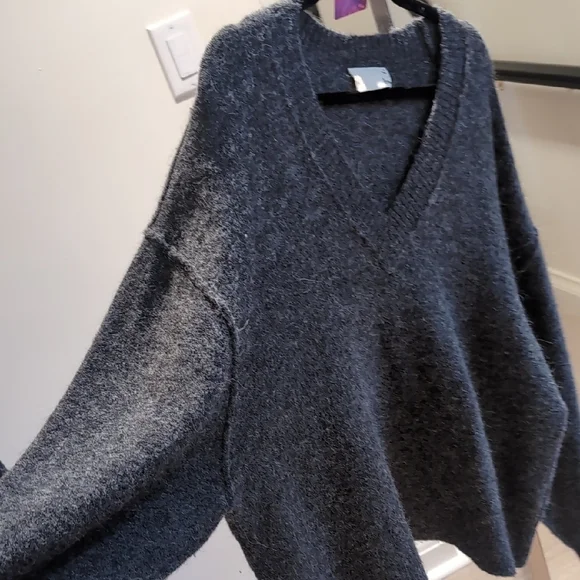 Aritzia Charcoal Krause Alpaca Blend Sweater - Picture 9 of 11